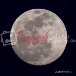 Full Moon Tamron 150-600mm Photo# 5925 (Airplane visible)
